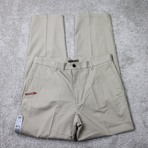 Dockers D4 Pants NWT Mens 36x34 Beige Relaxed Fit Mobile Pocket Khaki Flat Front - Picture 1 of 15